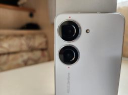 Zenfone 10 - rear cameras